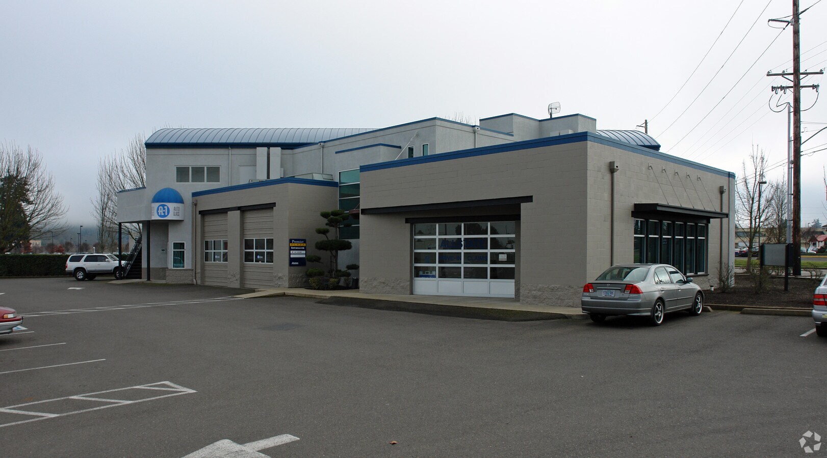 3555 Gateway St, Springfield, OR 97477