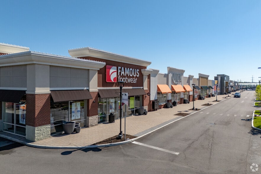 1701 Niagara Falls Blvd, Amherst, NY for sale - Primary Photo - Image 1 of 1