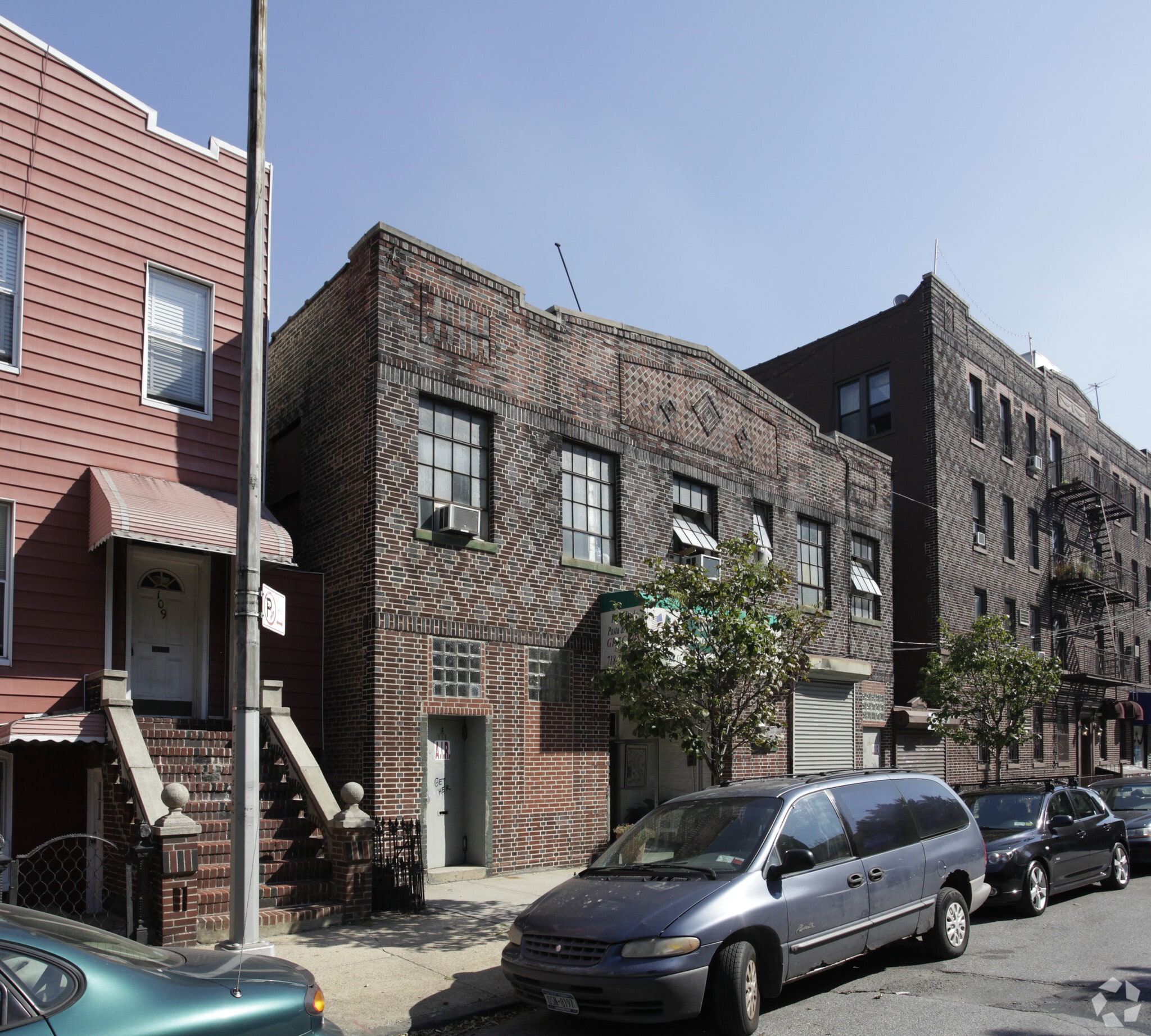 111 Conselyea St, Brooklyn, NY for sale Building Photo- Image 1 of 1