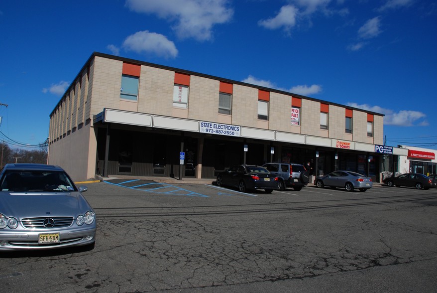 36 State Route 10, East Hanover, NJ for lease - Building Photo - Image 1 of 2