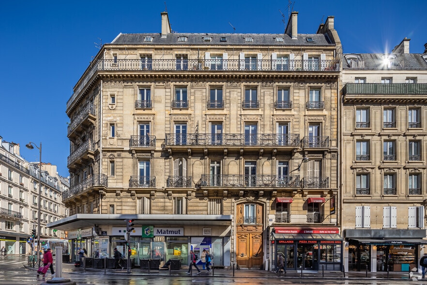 14 Rue Du Huit Mai 1945, Paris for lease - Building Photo - Image 2 of 12