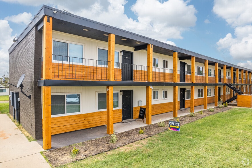 1220 Adams Ave, Odessa, TX for sale - Primary Photo - Image 1 of 1