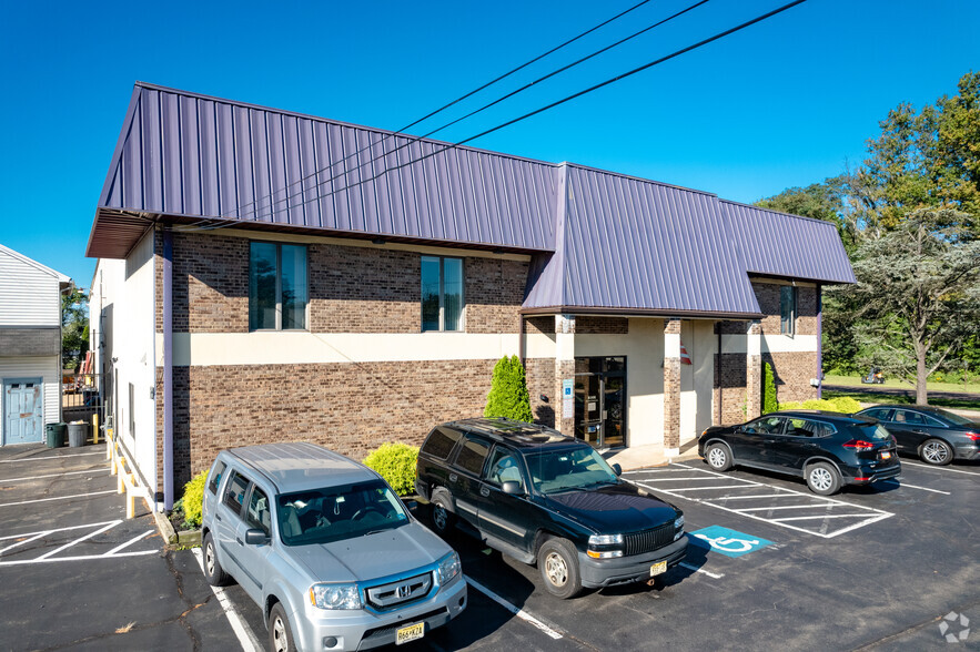 2605 Durham Rd, Bristol, PA for lease - Primary Photo - Image 1 of 11