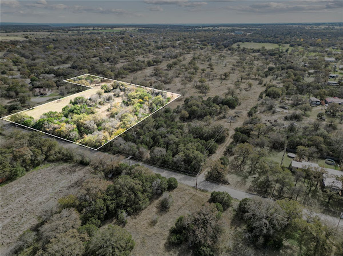 3.8 Acres Oaks Crossing Road, Mineral Wells, TX for sale Primary Photo- Image 1 of 1