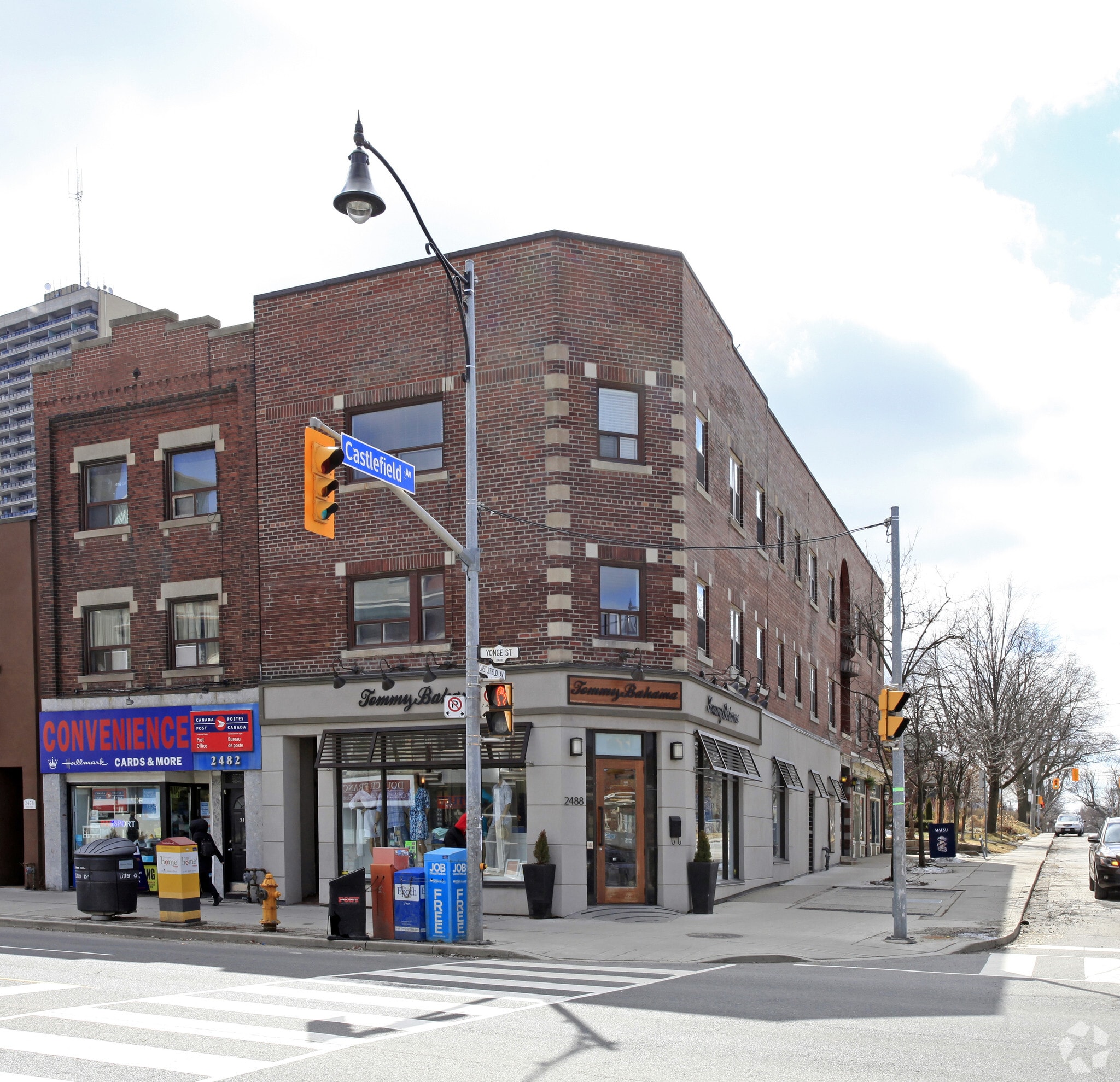 2488 Yonge St, Toronto, ON for sale Primary Photo- Image 1 of 1