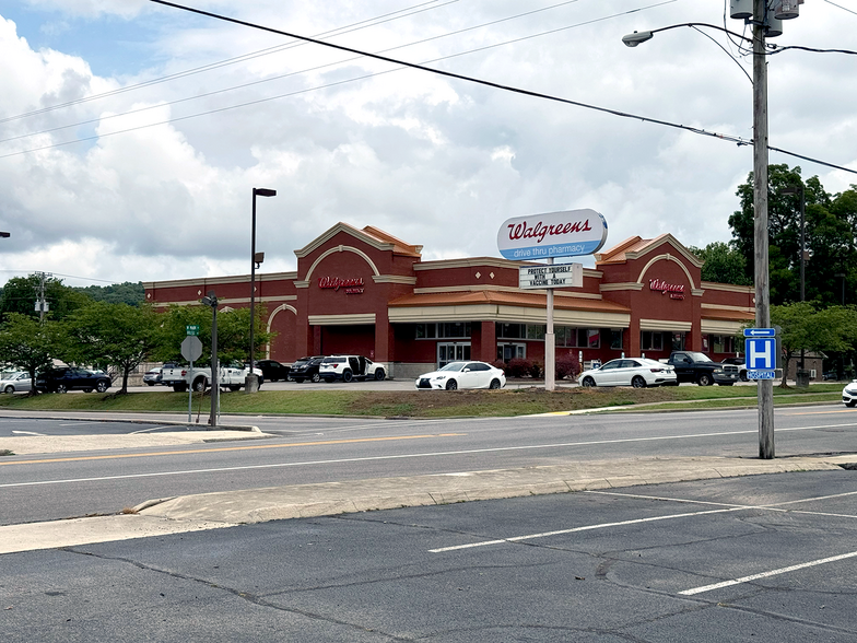 408 W Main St, Woodbury, TN for sale - Building Photo - Image 1 of 1