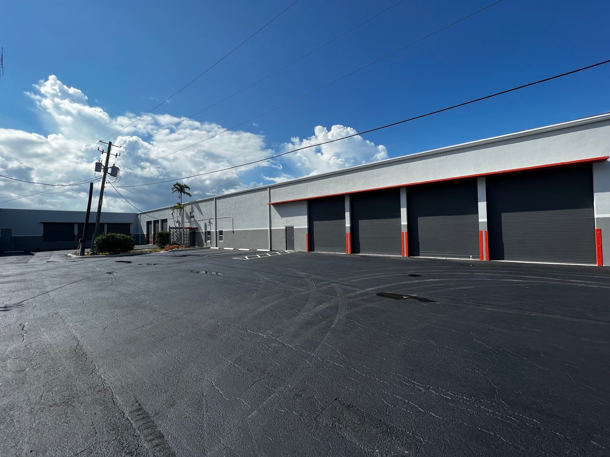 4120-4132 NW 10th Ave, Fort Lauderdale, FL for lease Building Photo- Image 1 of 14