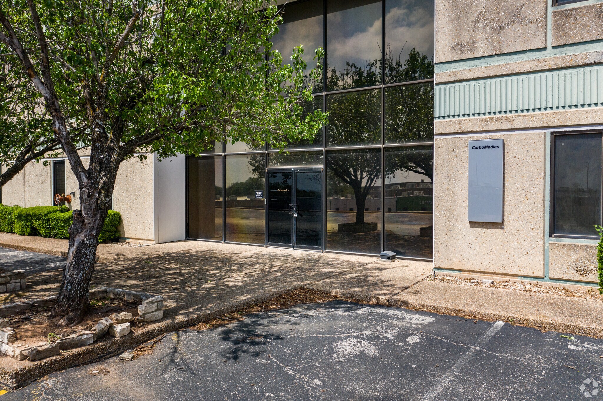 1300 E Anderson Ln, Austin, TX 78752 Building C