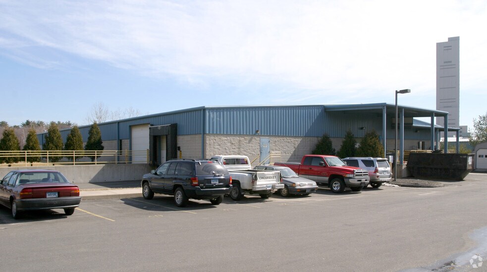 231 Century Dr, Bristol, CT for sale - Building Photo - Image 1 of 1