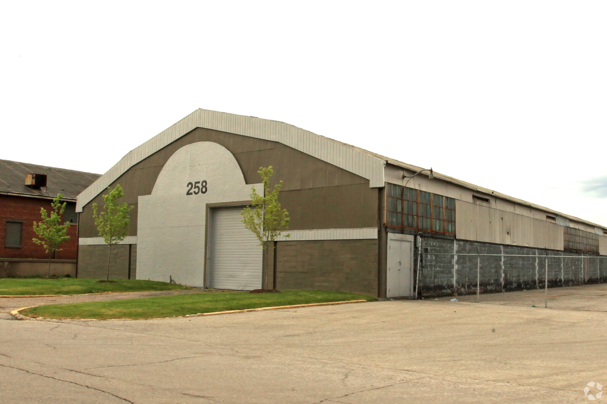 258 America Pl, Jeffersonville, IN for sale Primary Photo- Image 1 of 1