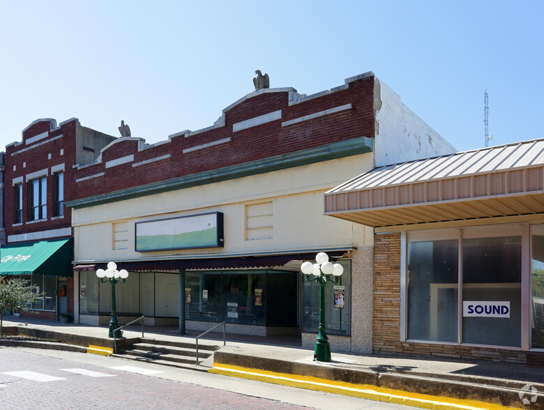 1209 Washington St, Commerce, TX for sale - Primary Photo - Image 1 of 1