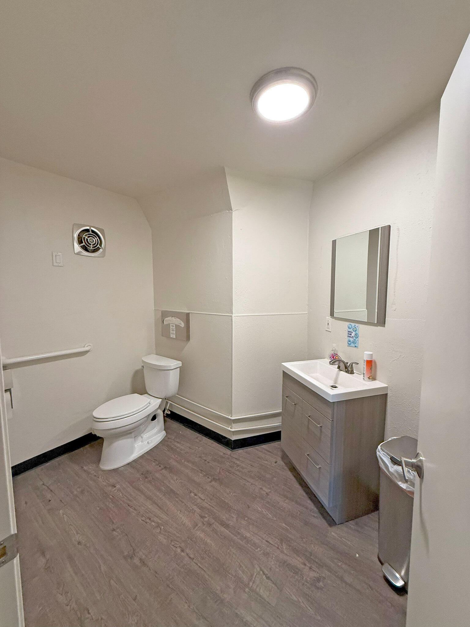 4735 Old Redwood Hwy, Santa Rosa, CA for lease Interior Photo- Image 1 of 10