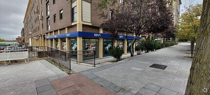 Office/Retail in Tres Cantos, Madrid for lease Interior Photo- Image 1 of 5