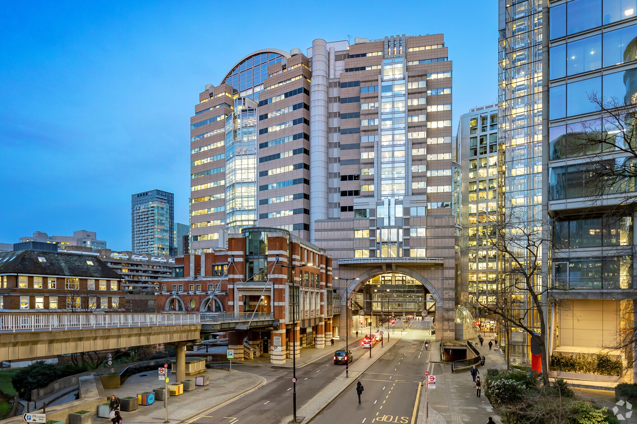 125 London Wall, London for sale Primary Photo- Image 1 of 1