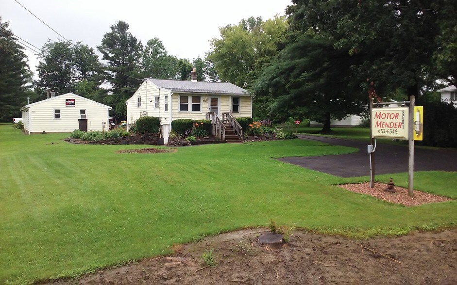 8501 Oswego Rd, Baldwinsville, NY 13027