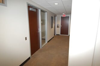 125 S Dubuque St, Iowa City, IA for lease Interior Photo- Image 2 of 11