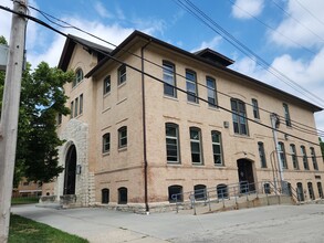 724 Elm St, West Bend, WI for lease Building Photo- Image 1 of 6