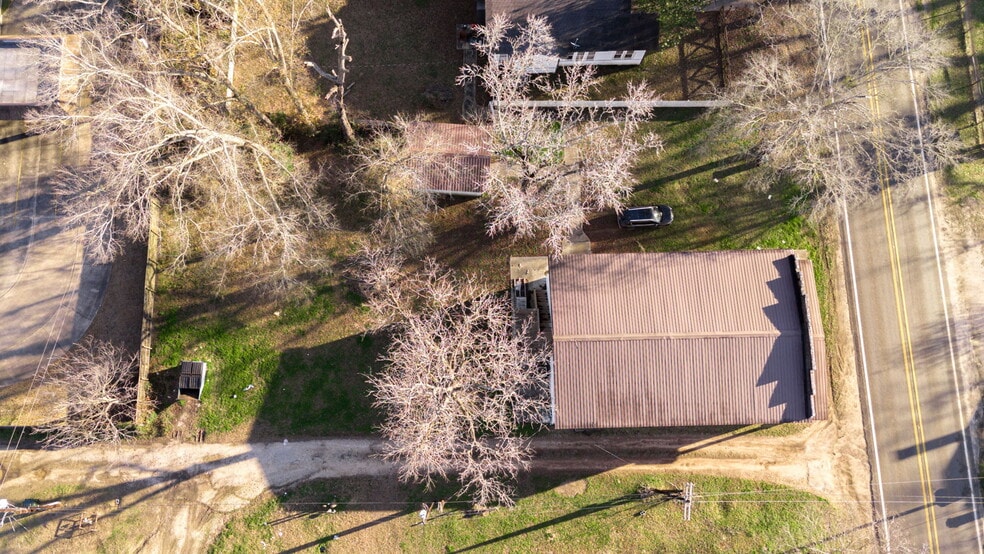 411 S Kaufman St, Newton, TX for sale - Building Photo - Image 3 of 36