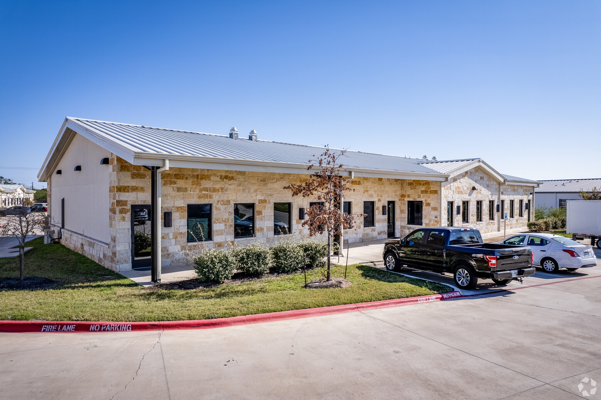 1011 S Heatherwilde Blvd, Pflugerville, TX for sale Primary Photo- Image 1 of 1