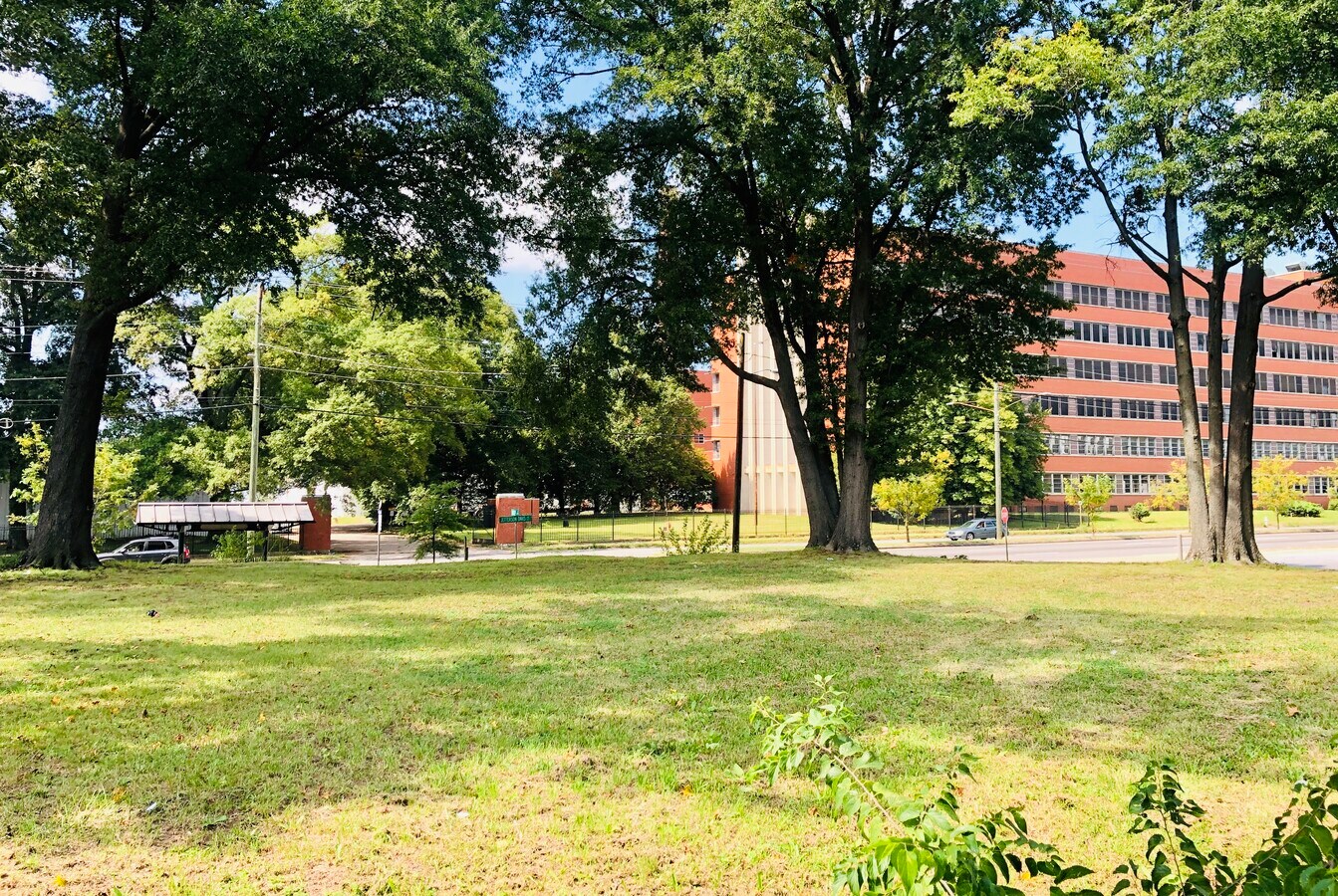 1201 Jefferson Davis Hwy, Richmond, VA 23224