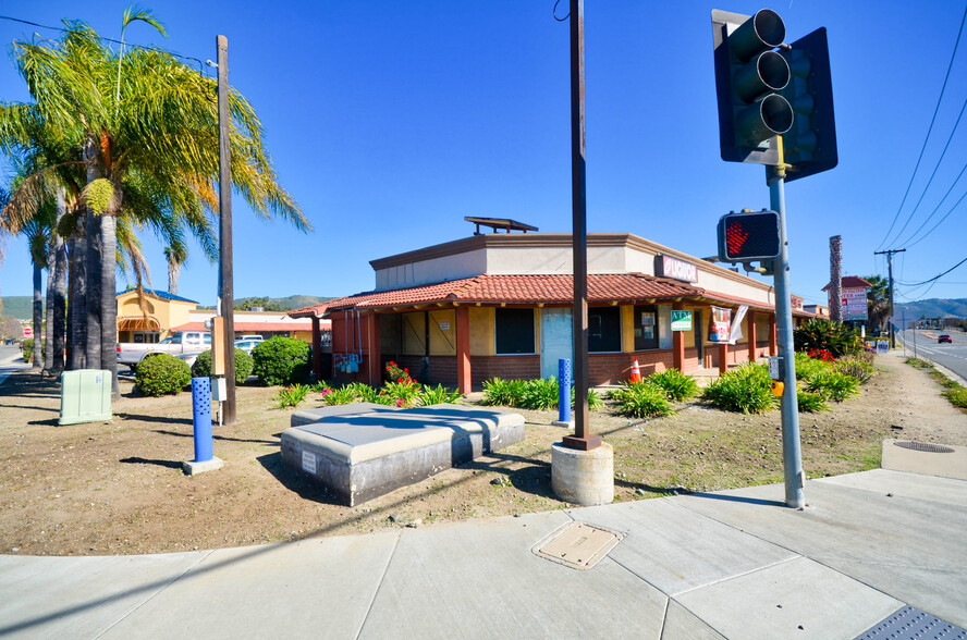 1450 W Mission Rd, San Marcos, CA for lease - Building Photo - Image 3 of 6