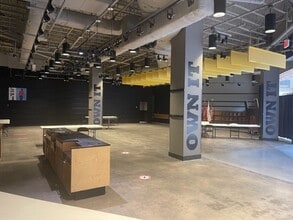 701 Lynnhaven Pky, Virginia Beach, VA for lease Interior Photo- Image 1 of 3