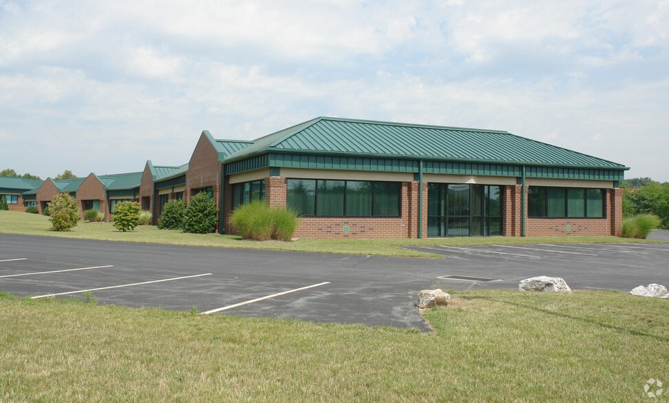 75 Shannon Rd, Harrisburg, PA for sale - Building Photo - Image 2 of 5