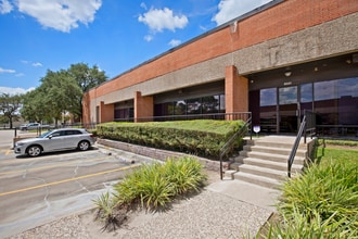 9101 Jameel Rd, Houston, TX for lease Interior Photo- Image 2 of 6