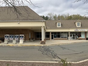 228 S Main St, Newtown, CT for lease Building Photo- Image 2 of 4