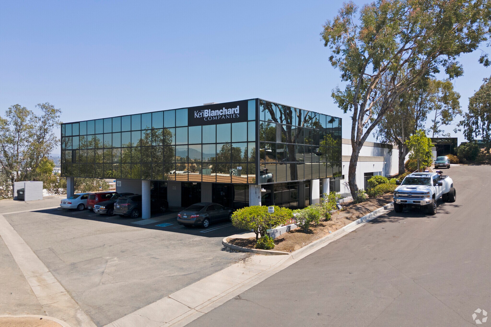 118 State Pl, Escondido, CA for lease Primary Photo- Image 1 of 12