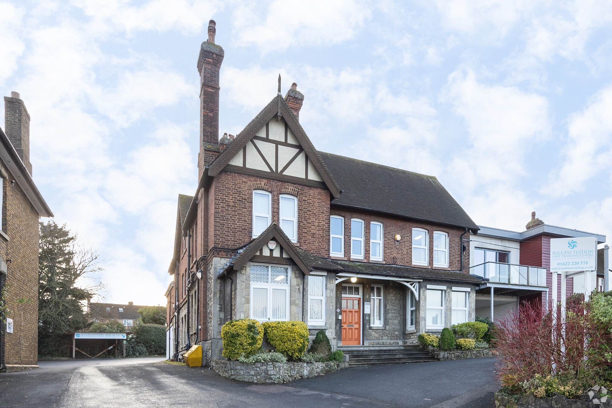73 College Rd, Maidstone for lease Primary Photo- Image 1 of 3