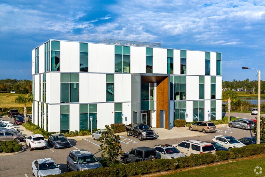 2370 Bruce B Downs Blvd, Wesley Chapel, FL for sale - Primary Photo - Image 1 of 1