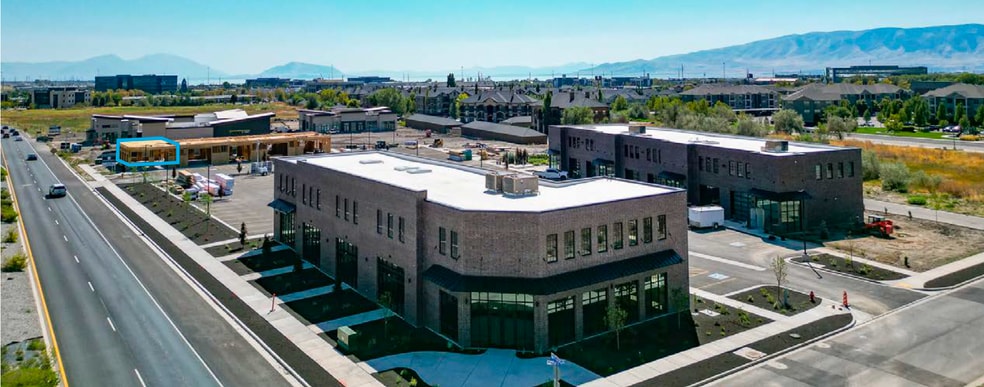 250 S North County Blvd, Pleasant Grove, UT for lease - Building Photo - Image 2 of 3