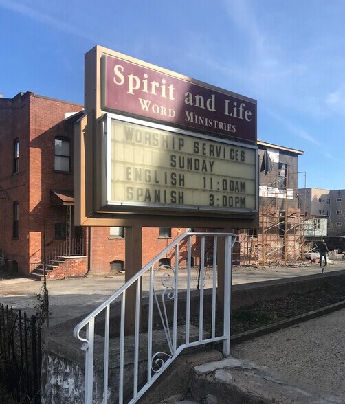 276 Main Ave, Passaic, NJ for sale - Building Photo - Image 1 of 1