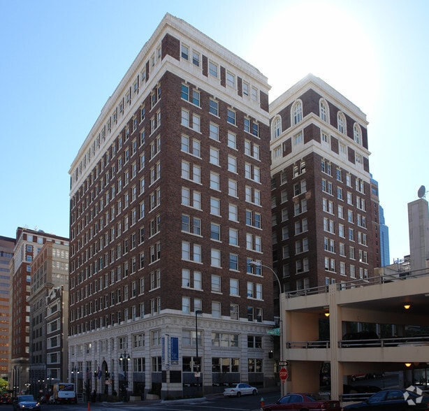 127 W 10th St, Kansas City, MO for sale - Primary Photo - Image 1 of 1