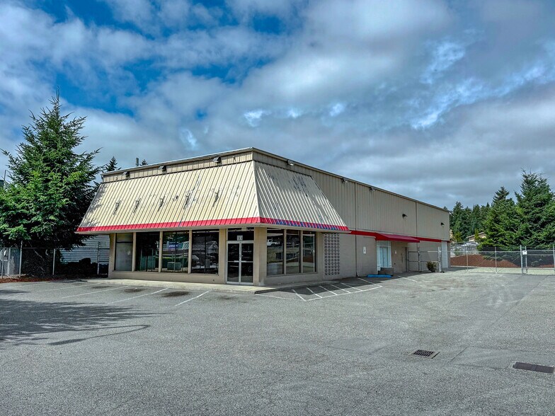 11818 Meridian E, Puyallup, WA for lease - Building Photo - Image 1 of 3