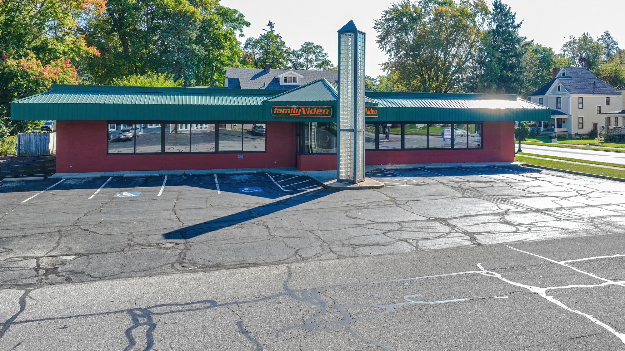 520 Harding Way W, Galion, OH for lease Building Photo- Image 1 of 7