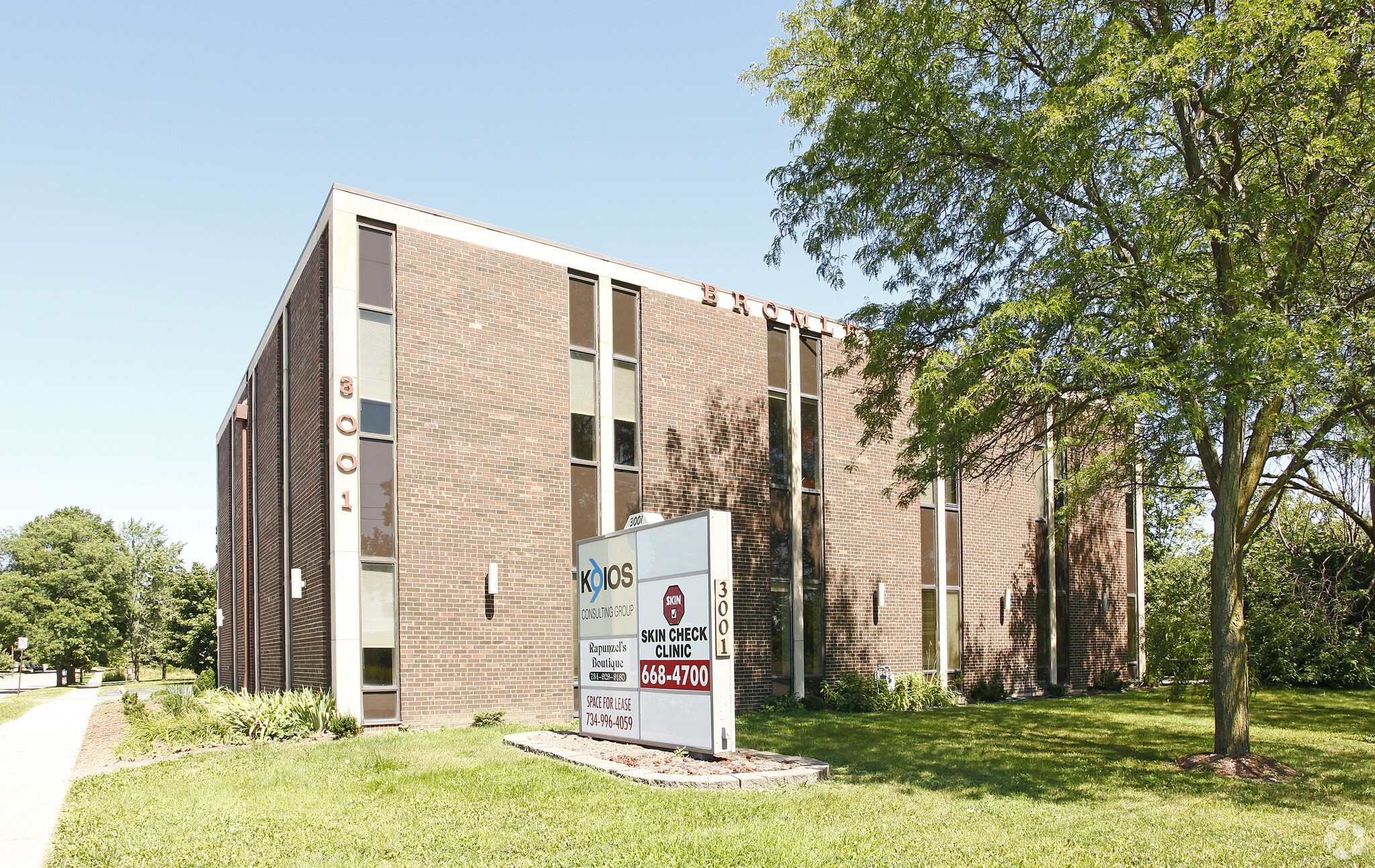 3001 Plymouth Rd, Ann Arbor, MI for lease Primary Photo- Image 1 of 4