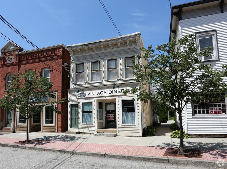 16 Main St, Colchester, CT for sale - Primary Photo - Image 1 of 1