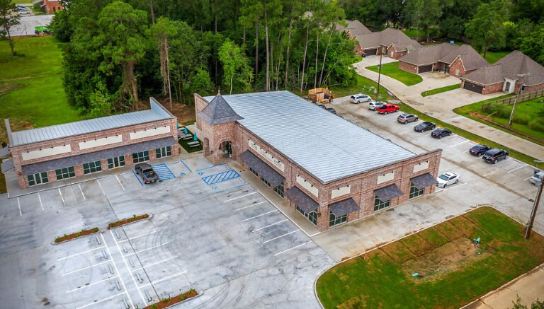 108 Oakwood Pl, Lake Charles, LA for sale - Primary Photo - Image 1 of 1