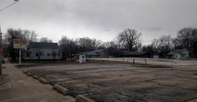 505 S Locust St, Delavan, IL for sale - Primary Photo - Image 1 of 1