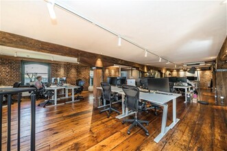 4 O'Meara St, London for lease Interior Photo- Image 2 of 6