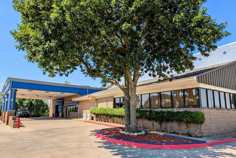 2818 S Van Buren St, Enid, OK for sale Building Photo- Image 1 of 13