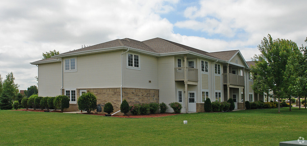 713 Horicon St, Horicon, WI for sale - Primary Photo - Image 1 of 18