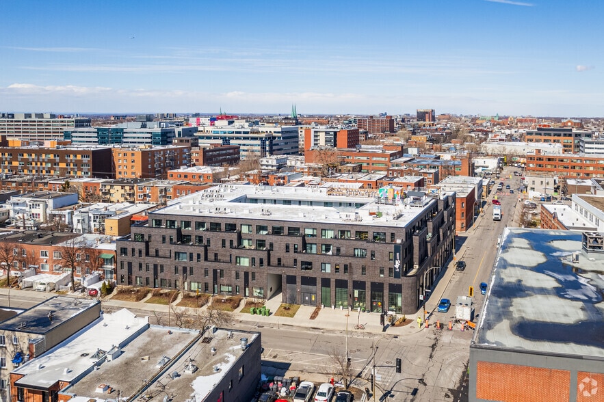 495 Av Beaumont, Montréal, QC for lease - Aerial - Image 2 of 2