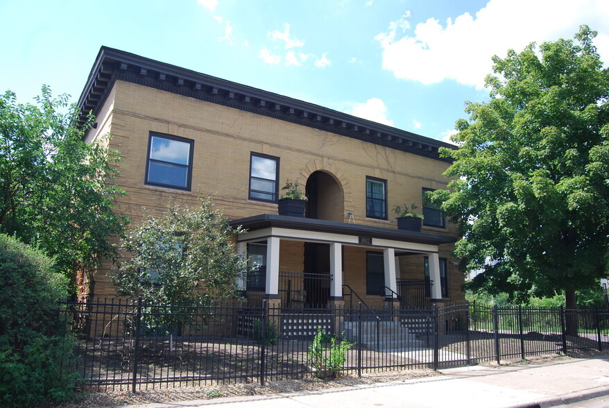 1802 11th Ave S, Minneapolis, MN for sale - Building Photo - Image 1 of 25