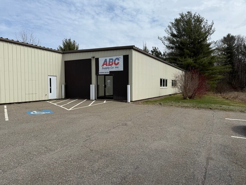 402 Boyer Cir, Williston, VT for lease - Building Photo - Image 2 of 4