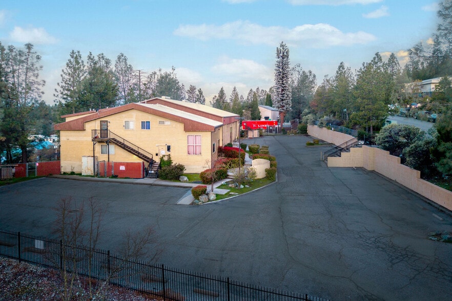 957 Golden Gate Ter, Grass Valley, CA for sale - Building Photo - Image 2 of 40