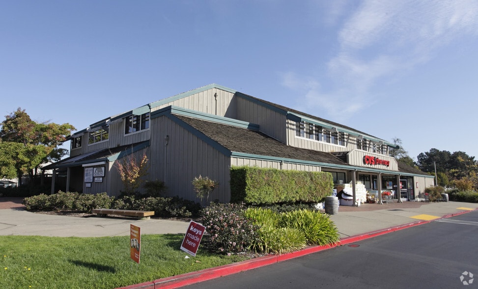 867-891 Island Dr, Alameda, CA for lease - Building Photo - Image 2 of 19