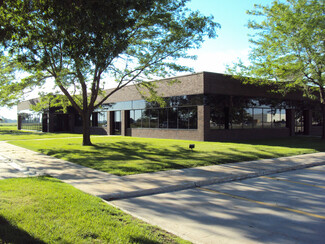 More details for 4250 114th St, Urbandale, IA - Flex for Lease